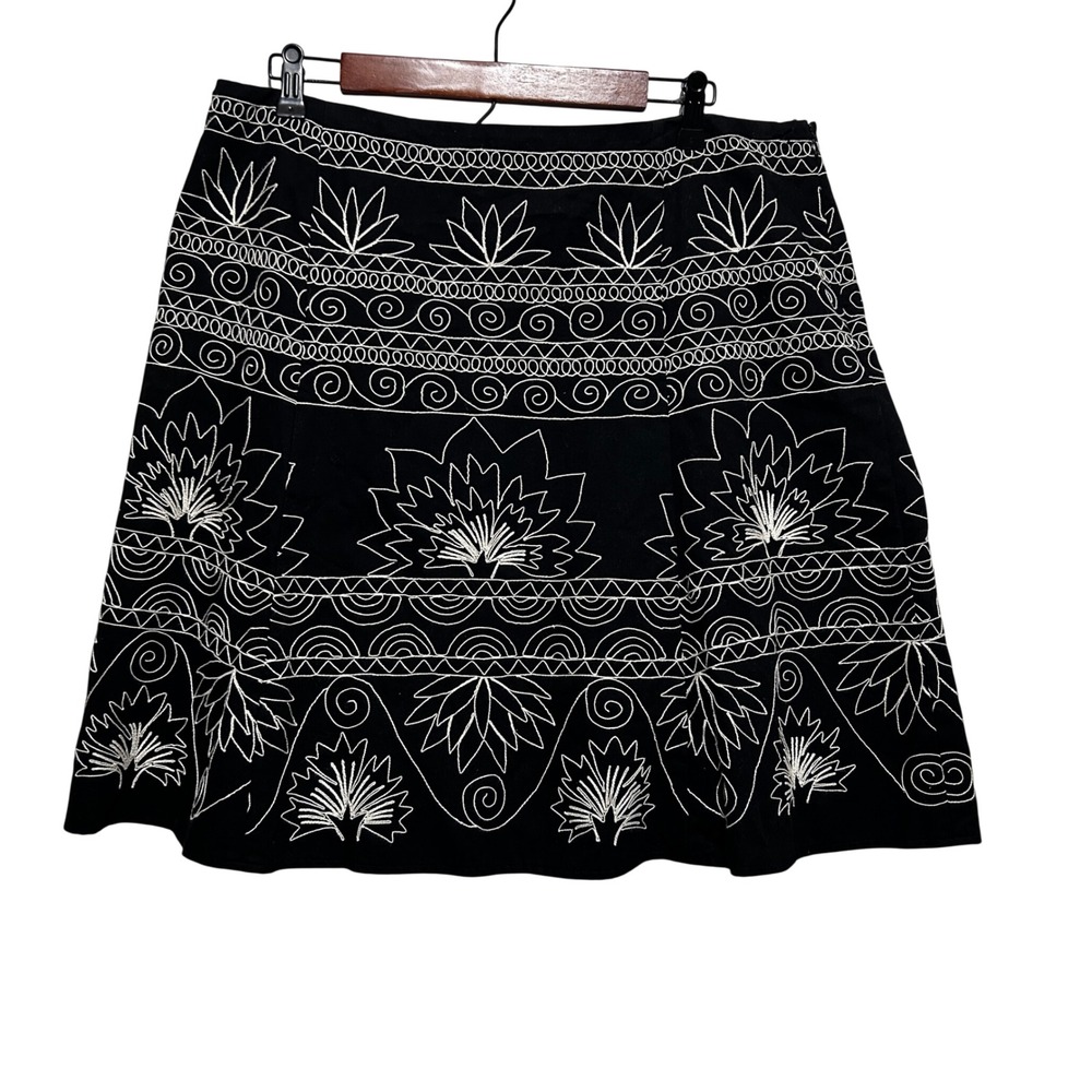 VTG Talbots Boho Cottagecore A-line Skirt 18 Black Floral Embroidered Folk Art